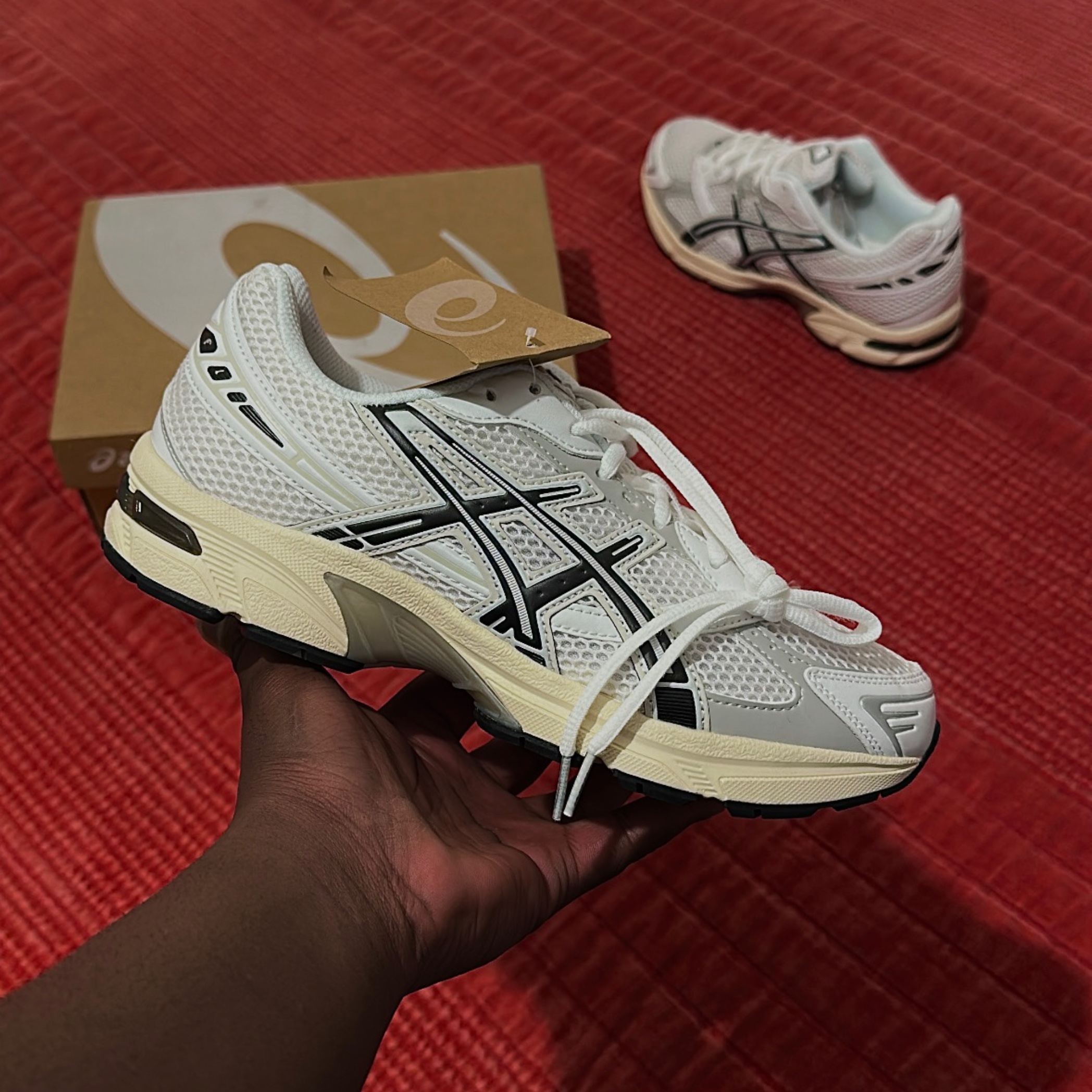 ASICS Gel-1130 White Cloud Grey disponibles chez Plug In Process