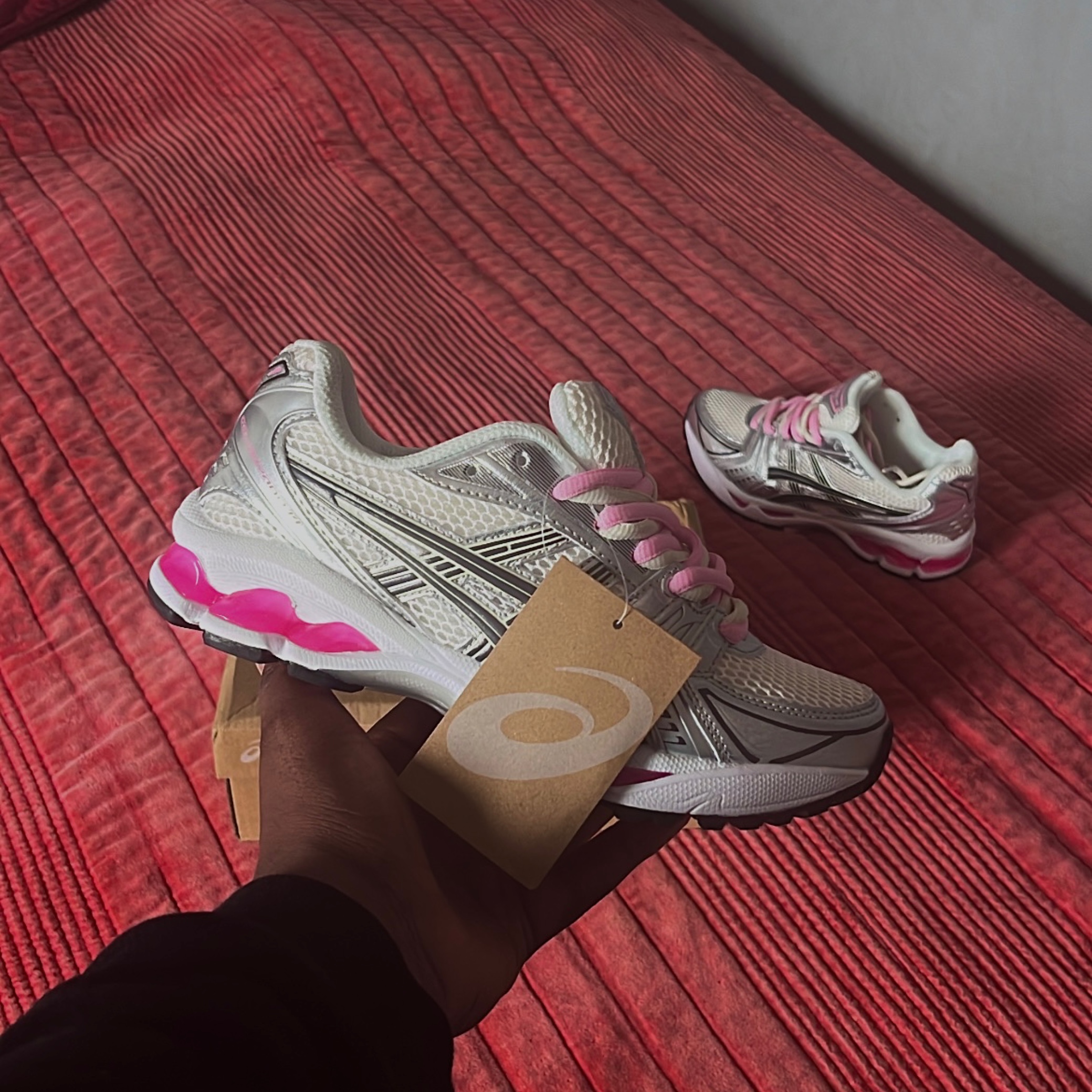ASICS Gel Kayano 14 Cream Pink Laces Custom - Sneakers disponibles chez Plug In Process