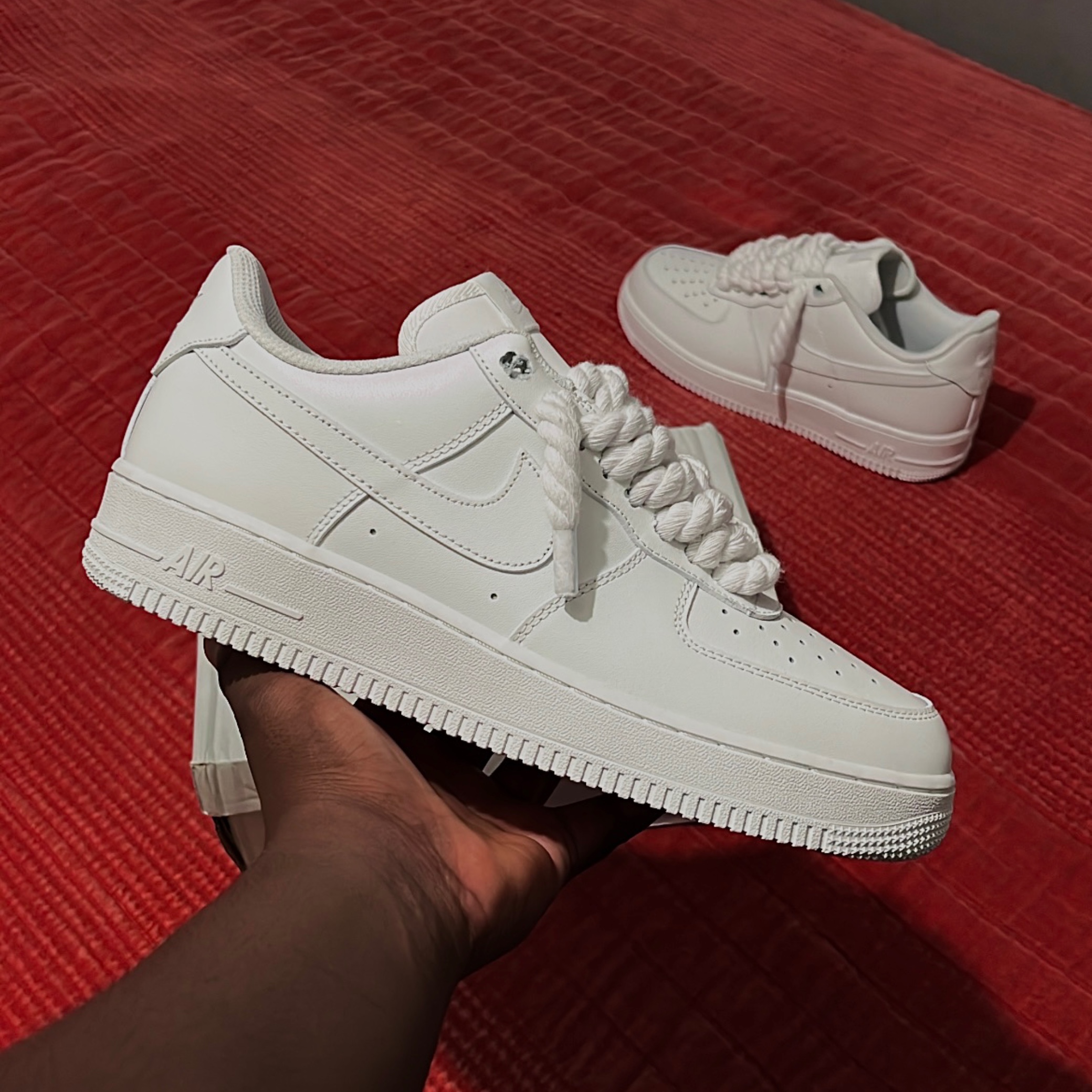 NIKE Air Force 1 '07 Laces Custom disponibles chez Plug In Process