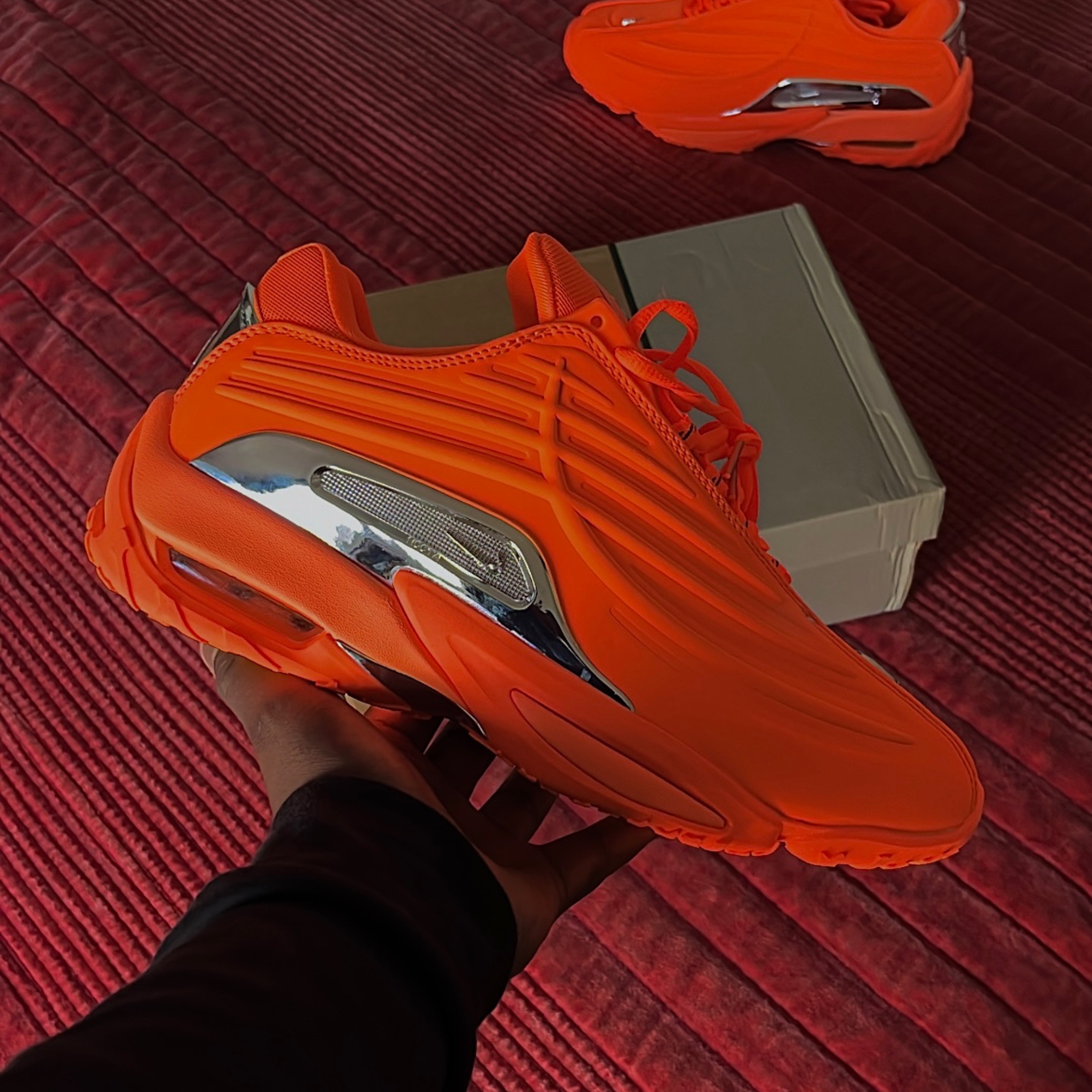 NIKE Nocta Hot Step Terra 2 Orange disponibles chez Plug In Process