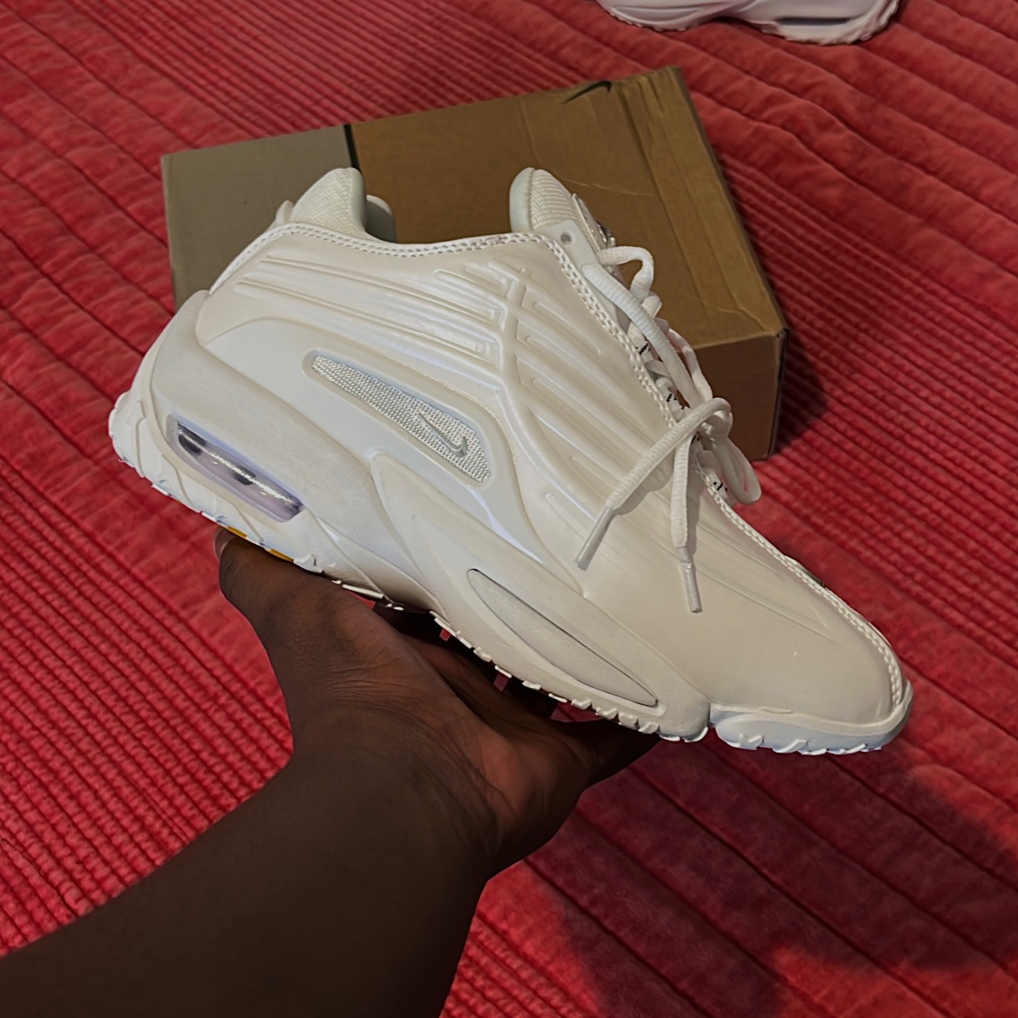 NIKE Nocta Hot Step Terra 2 White disponibles chez Plug In Process